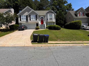 Erica S.'s lawn care services service result
