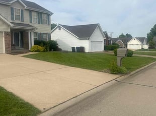 Nancy C.'s lawn service service result