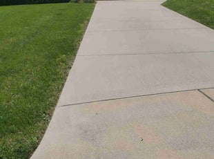 Auston S.'s lawn maintenance service result