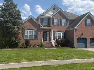 Eric W.'s lawn care services service result