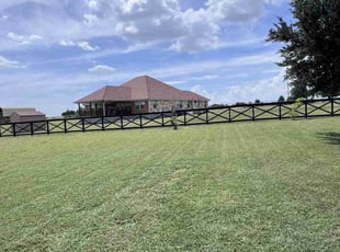 Lane R.'s grass cutting service result