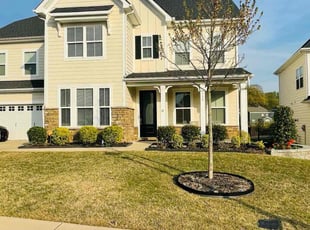 Nicole H.'s Bush Trimming service result