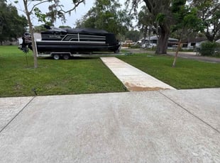 Renee R.'s grass cutting service result