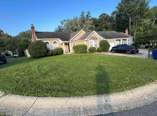 Monica E.'s lawn service service result