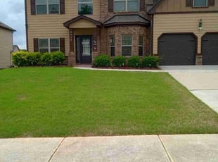 Jennettej F.'s grass cutting service result