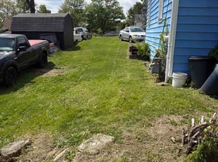 Lore B.'s grass cutting service result