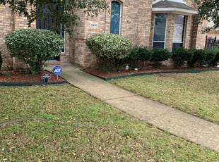Sunshine R.'s Bush Trimming service result