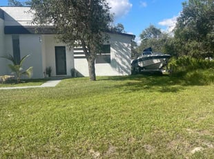 Kate N.'s grass maintenance service result