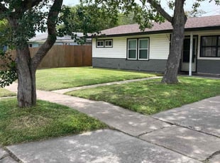 Sarah W.'s lawn maintenance service result