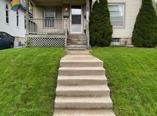 Lucy M.'s lawn care service result