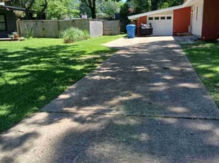 Laura F.'s lawn maintenance service result