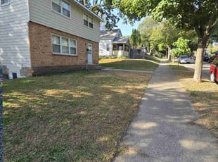 Kyung P.'s grass cutting service result