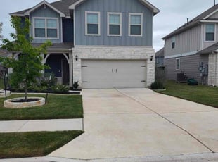 Bianka T.'s lawn maintenance service result