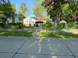 Isabelle L.'s lawn maintenance service result