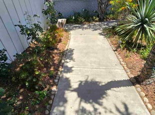 Lillian F.'s lawn maintenance service result