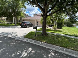 Juan C.'s lawn care services service result