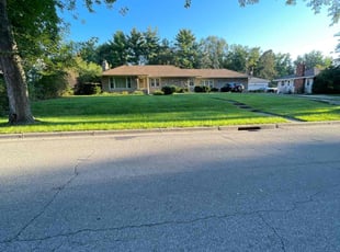 Jeneda J.'s lawn care services service result