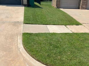 Melanie K.'s turf maintenance service result