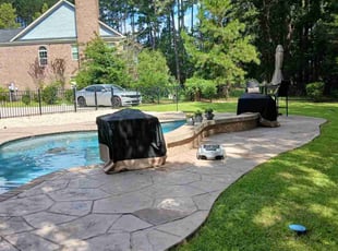 Pam H.'s lawn care services service result