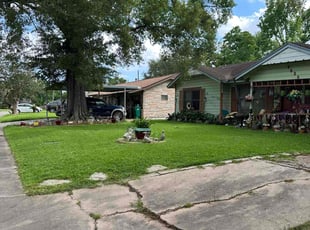 Robert E.'s lawn care services service result