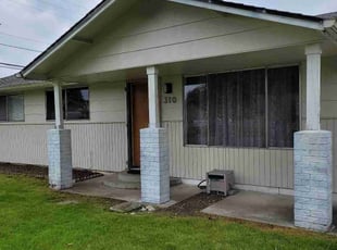 Renee E.'s lawn care service result