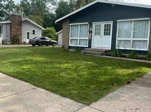 Stacy T.'s lawn care services service result