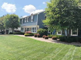 Alyssa-Marie C.'s lawn maintenance service result