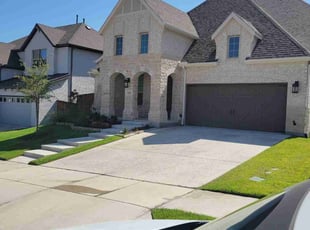 Robelia M.'s lawn service service result