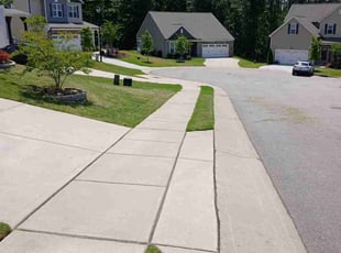 Marijke P.'s lawn maintenance service result