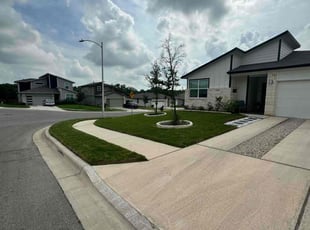 Joyce B.'s grass maintenance service result