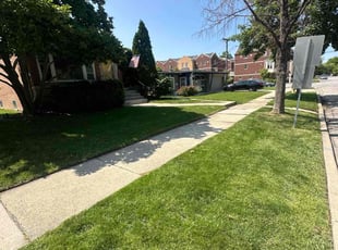 Karen R.'s grass cutting service result