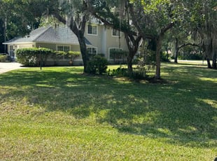 Jonathan R.'s lawn maintenance service result