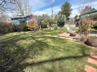 Becky M.'s grass cutting service result