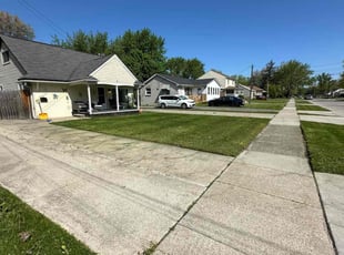 Kory K.'s lawn care services service result