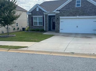 Sophie K.'s lawn care service result