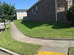 Weston S.'s lawn care services service result