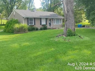 Kim C.'s lawn care services service result