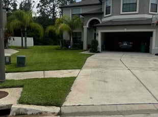 Robyn W.'s grass maintenance service result