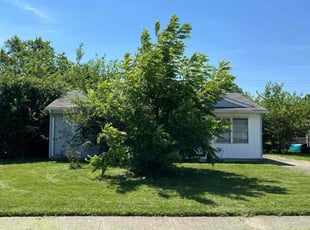 Shelley F.'s lawn care services service result