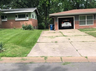 Mari W.'s lawn care service result