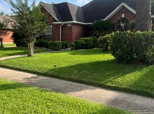 Annette N.'s lawn care services service result