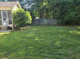 Julie S.'s lawn service service result