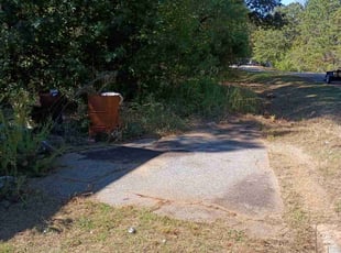 Karen S.'s lawn maintenance service result