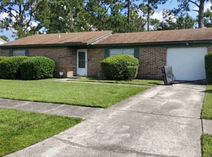 Brandi W.'s Bush Trimming service result