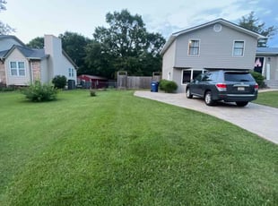 Mel S.'s lawn maintenance service result