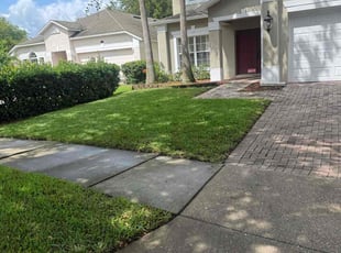 Kristofer Q.'s lawn care services service result