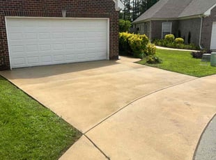 Nathalie P.'s Pressure Washing service result