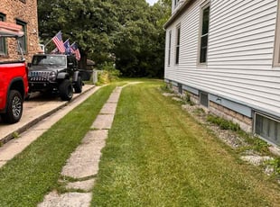Edna P.'s grass maintenance service result
