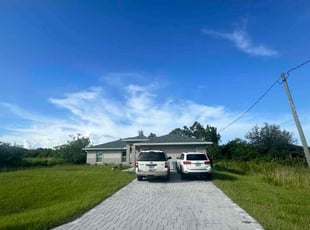Jessica V.'s lawn maintenance service result