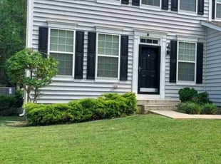 Savannah M.'s Bush Trimming service result